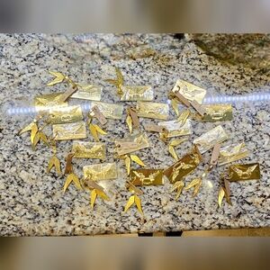 11 Robin's jeans key rings